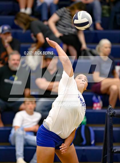 Thumbnail 2 in College Park vs Grand Oaks photogallery.