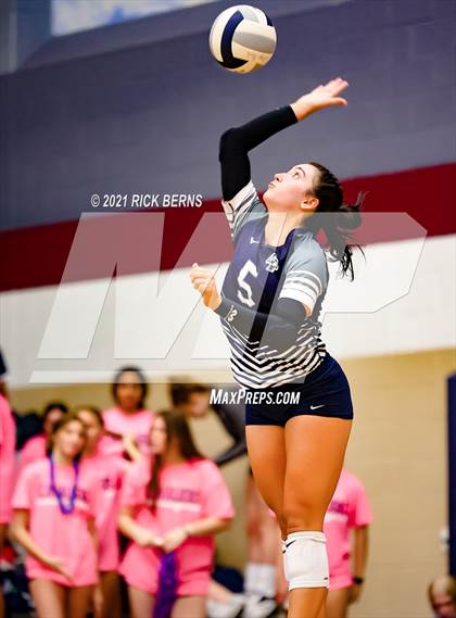 Thumbnail 2 in College Park vs Grand Oaks photogallery.