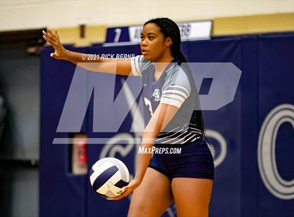 Thumbnail 2 in College Park vs Grand Oaks photogallery.