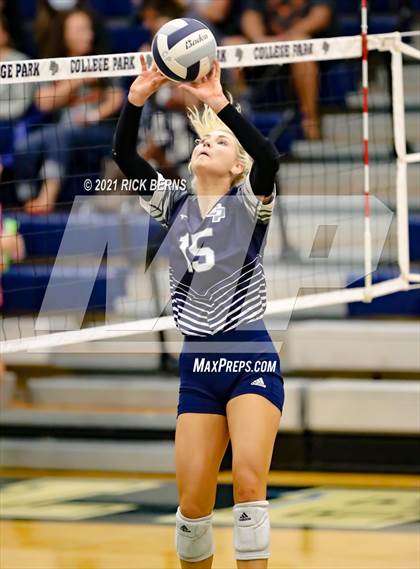 Thumbnail 2 in College Park vs Grand Oaks photogallery.