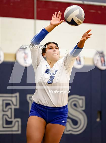 Thumbnail 2 in College Park vs Grand Oaks photogallery.