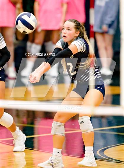 Thumbnail 2 in College Park vs Grand Oaks photogallery.