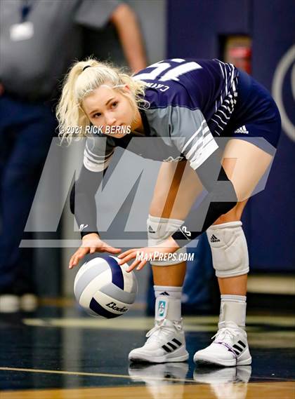 Thumbnail 3 in College Park vs Grand Oaks photogallery.