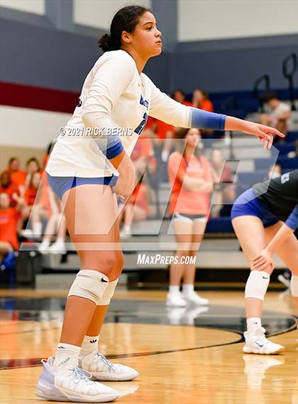 Thumbnail 2 in College Park vs Grand Oaks photogallery.