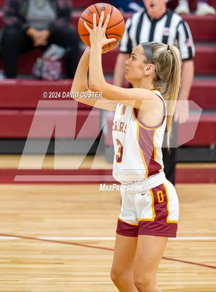 Thumbnail 2 in Justice @ Oakton (Cougar Holiday Classic) photogallery.