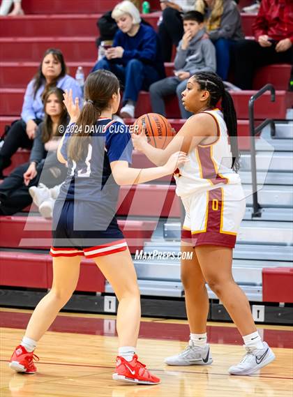 Thumbnail 2 in Justice @ Oakton (Cougar Holiday Classic) photogallery.