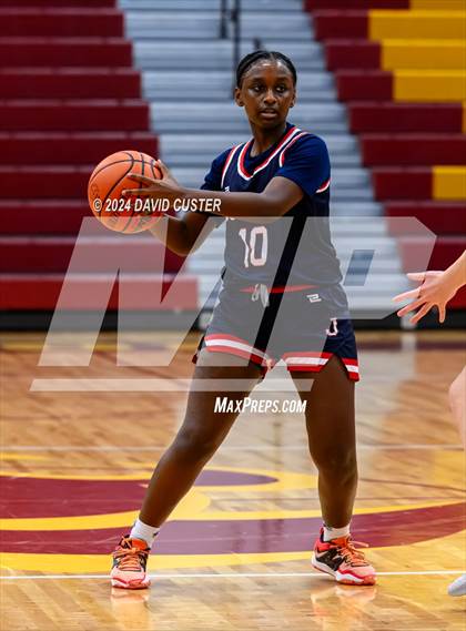 Thumbnail 2 in Justice @ Oakton (Cougar Holiday Classic) photogallery.
