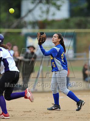 Thumbnail 1 in Brawley vs. Santana (CIF SDS D3 Final) photogallery.