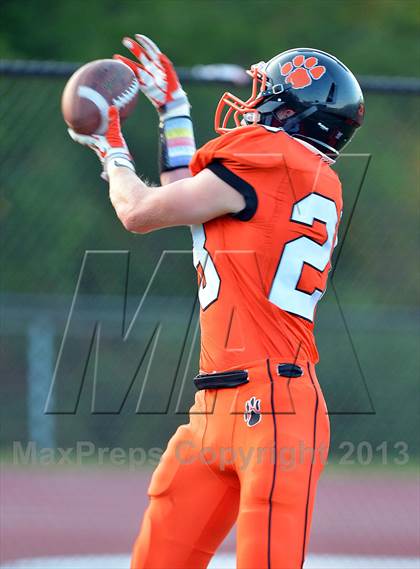 Thumbnail 1 in Ludlowe @ Ridgefield photogallery.