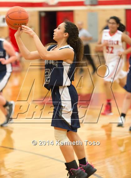 Thumbnail 3 in Providence Catholic @ Fox Tech photogallery.