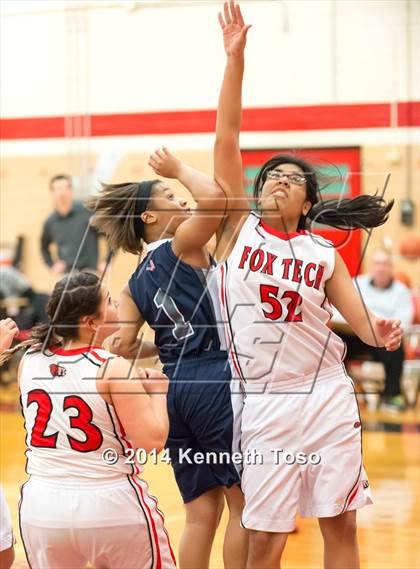 Thumbnail 3 in Providence Catholic @ Fox Tech photogallery.