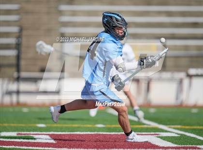 Thumbnail 1 in Skyline (WA) vs Lakeridge (OR) photogallery.