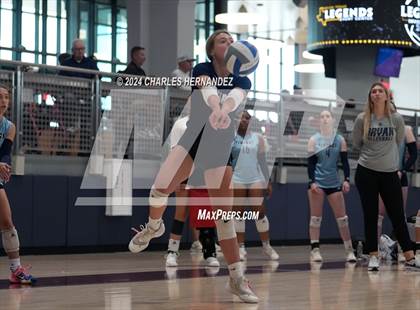 Thumbnail 3 in Lexington vs. Bryan (Legends Invitational) photogallery.
