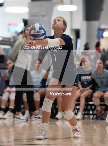 Thumbnail 3 in Lexington vs. Bryan (Legends Invitational) photogallery.