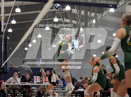 Thumbnail 3 in Lexington vs. Bryan (Legends Invitational) photogallery.