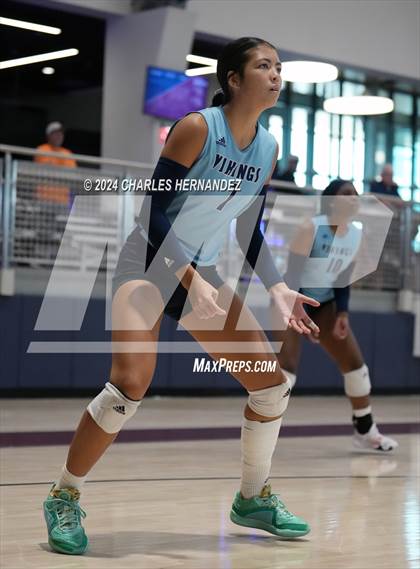 Thumbnail 1 in Lexington vs. Bryan (Legends Invitational) photogallery.