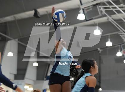 Thumbnail 2 in Lexington vs. Bryan (Legends Invitational) photogallery.