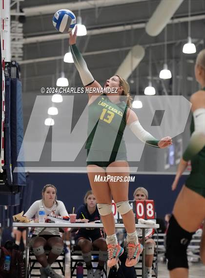 Thumbnail 1 in Lexington vs. Bryan (Legends Invitational) photogallery.