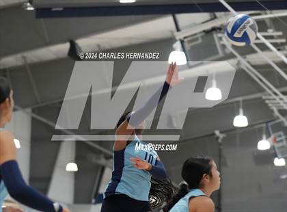 Thumbnail 1 in Lexington vs. Bryan (Legends Invitational) photogallery.