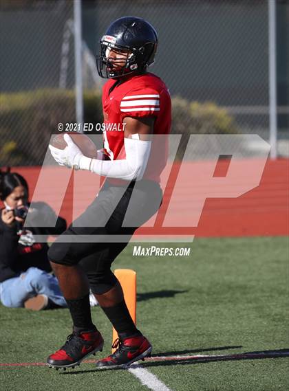 Thumbnail 3 in Justin-Siena @ Salesian College Preparatory (CIF NCS D6 Final) photogallery.