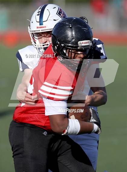 Thumbnail 2 in Justin-Siena @ Salesian College Preparatory (CIF NCS D6 Final) photogallery.