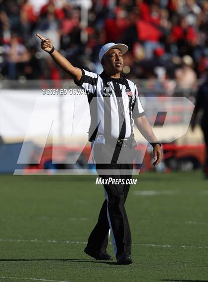 Thumbnail 2 in Justin-Siena @ Salesian College Preparatory (CIF NCS D6 Final) photogallery.