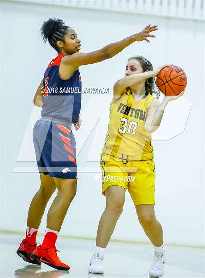 Thumbnail 1 in Brentwood School vs Ventura (Brentwood New Years Tournament) photogallery.