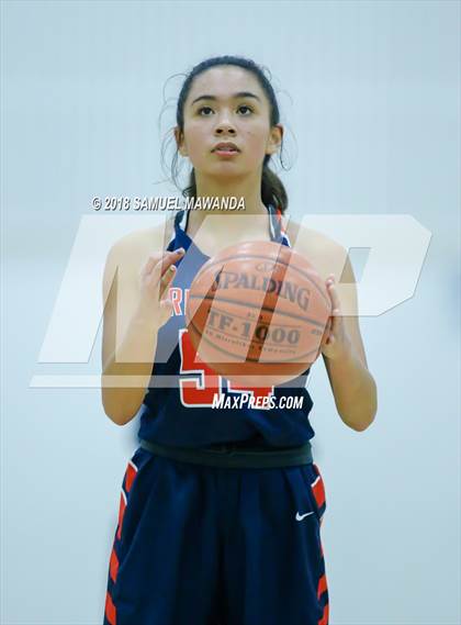 Thumbnail 2 in Brentwood School vs Ventura (Brentwood New Years Tournament) photogallery.