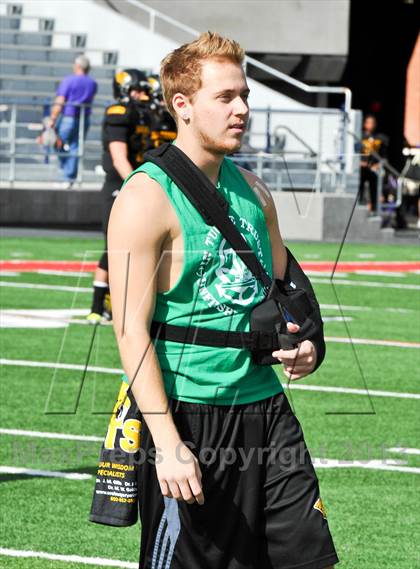 Thumbnail 2 in Queen Creek vs. Saguaro (AIA D3 Final) photogallery.