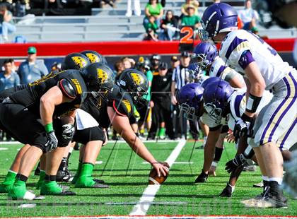 Thumbnail 2 in Queen Creek vs. Saguaro (AIA D3 Final) photogallery.