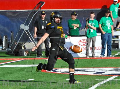 Thumbnail 1 in Queen Creek vs. Saguaro (AIA D3 Final) photogallery.