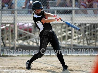 Thumbnail 1 in Boylan vs. Harlem (Class 4A Regional Semifinal) photogallery.