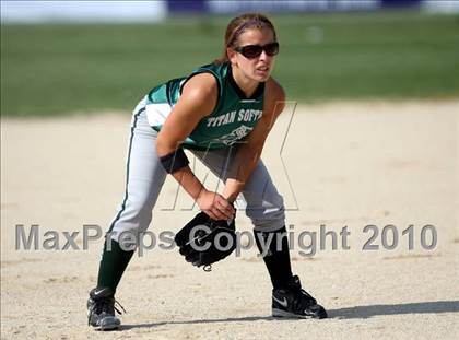 Thumbnail 2 in Boylan vs. Harlem (Class 4A Regional Semifinal) photogallery.