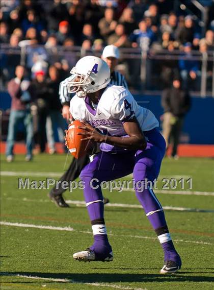 Thumbnail 3 in New Rochelle @ Mahopac (Section 1 Class AA Final) photogallery.