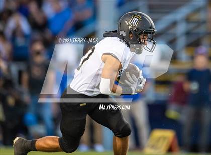 Thumbnail 2 in Servite @ Bishop Amat photogallery.