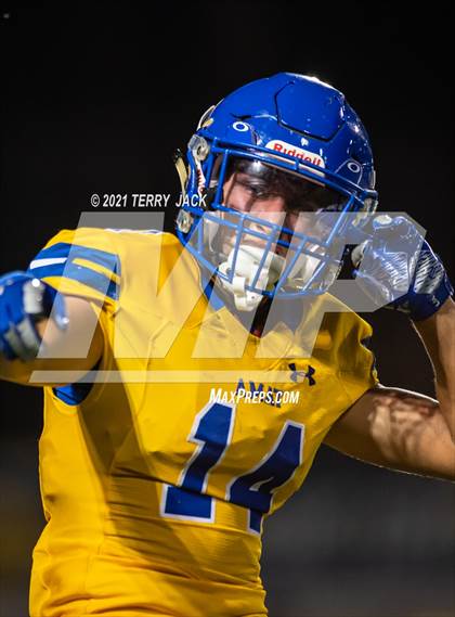 Thumbnail 3 in Servite @ Bishop Amat photogallery.