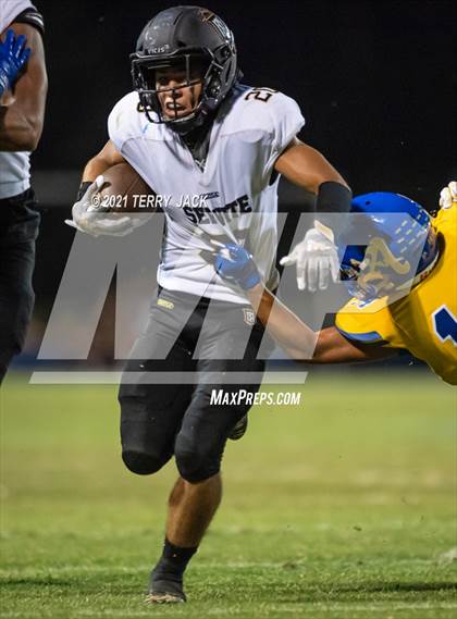 Thumbnail 3 in Servite @ Bishop Amat photogallery.