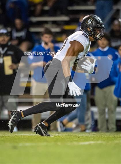 Thumbnail 1 in Servite @ Bishop Amat photogallery.