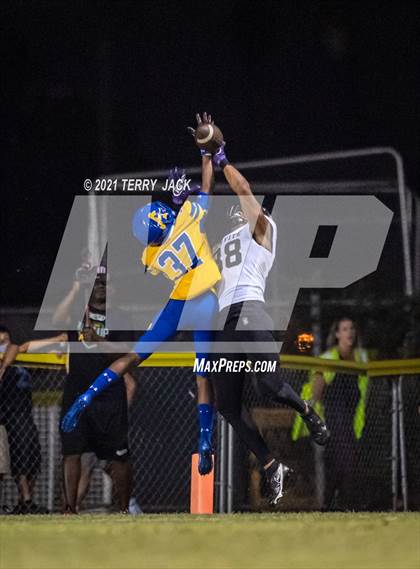 Thumbnail 2 in Servite @ Bishop Amat photogallery.