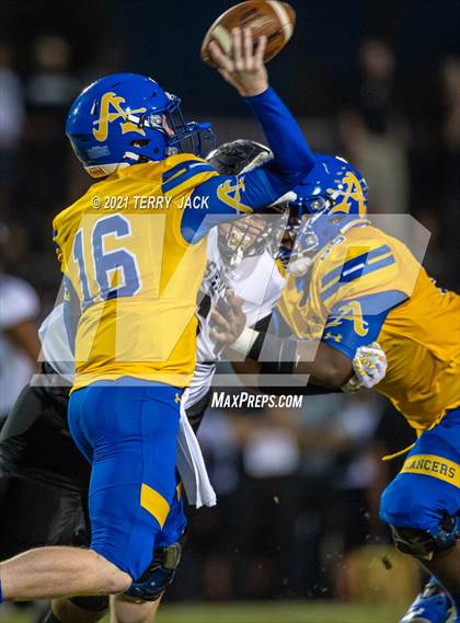 Thumbnail 1 in Servite @ Bishop Amat photogallery.