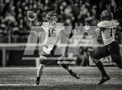 Thumbnail 3 in Servite @ Bishop Amat photogallery.