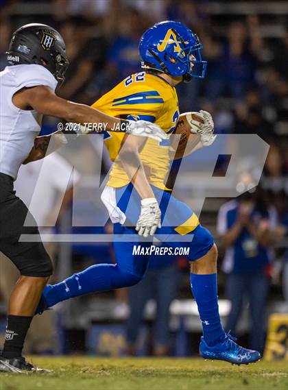 Thumbnail 3 in Servite @ Bishop Amat photogallery.