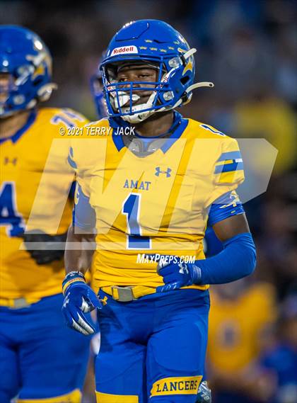 Thumbnail 2 in Servite @ Bishop Amat photogallery.