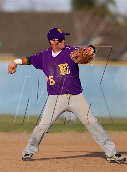 Thumbnail 3 in Escalon @ Sierra photogallery.