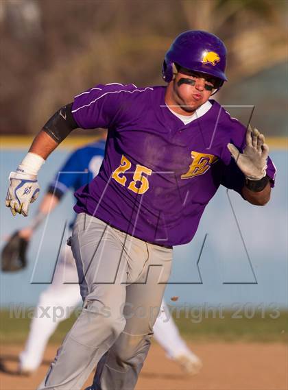 Thumbnail 2 in Escalon @ Sierra photogallery.