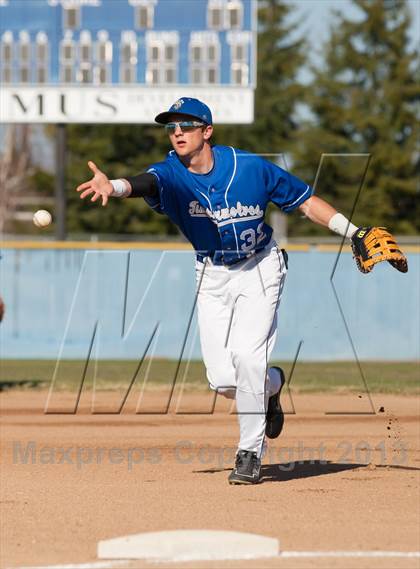 Thumbnail 3 in Escalon @ Sierra photogallery.