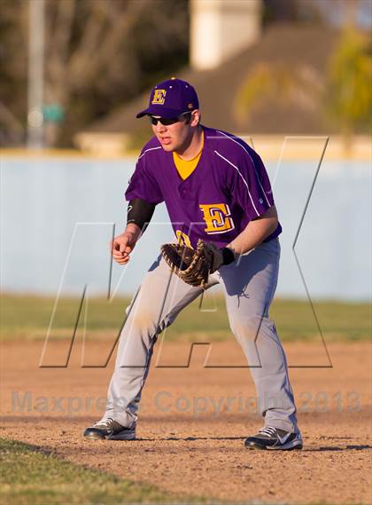 Thumbnail 1 in Escalon @ Sierra photogallery.