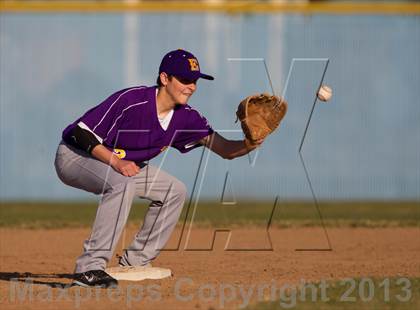 Thumbnail 1 in Escalon @ Sierra photogallery.