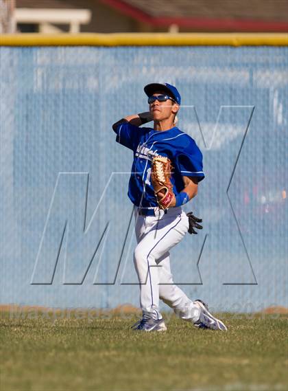Thumbnail 1 in Escalon @ Sierra photogallery.