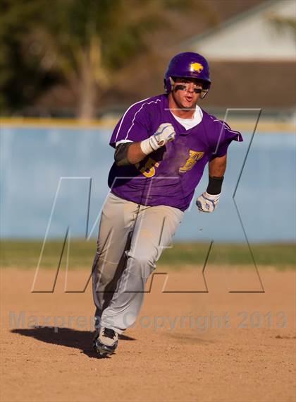 Thumbnail 2 in Escalon @ Sierra photogallery.